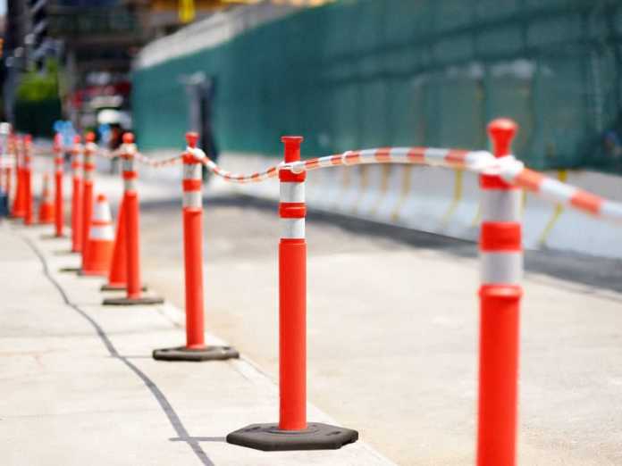 خط‌نما و جداکننده مسیر